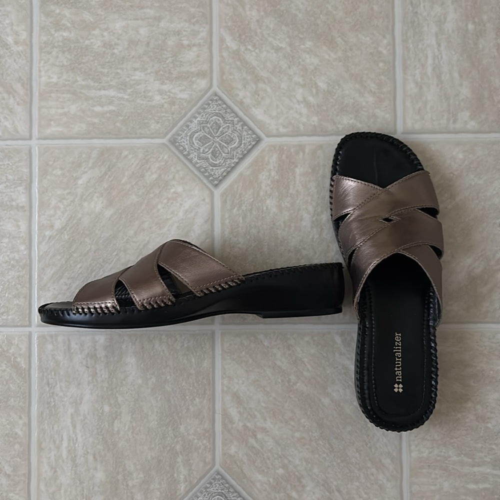 Naturalizer Sandals - Picture 2 of 3